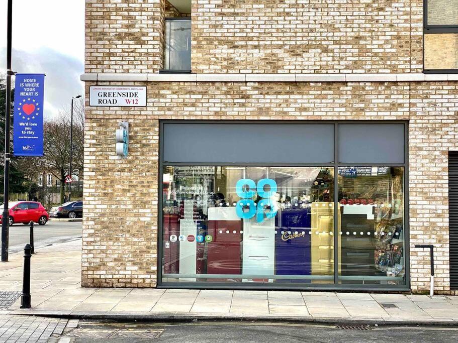 2Bdr Modern Apartment In Hammersmith West ลอนดอน ภายนอก รูปภาพ